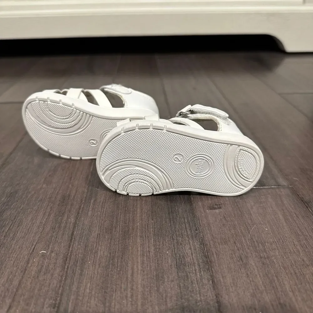 WN Girls White‎ Sandals Size 2 NWOT